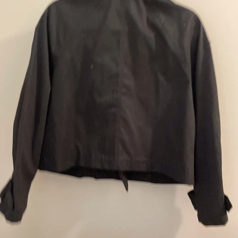 H&M Cropped Black Trench Coat - Picture 2 of 7